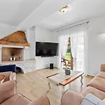 Campagna Near Fazana With 7250m2 Large Garden And Sauna Galižana