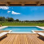 Campagna Near Fazana With 7250m2 Large Garden And Sauna Villa *