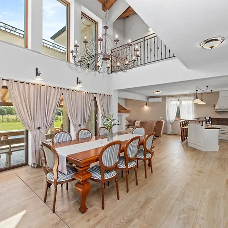 Vila Campagna Near Fazana With 7250m2 Large Garden And Sauna Galižana